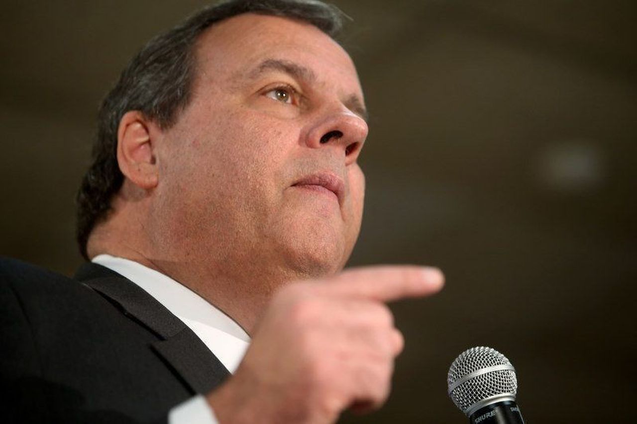 Image for New Jersey's plan to aid ailing 911 system: Expand the tax [telecom] 