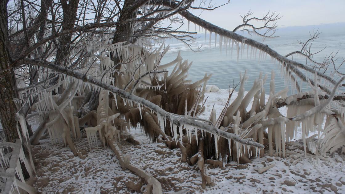Image for Weekend temps to reach 40s as polar vortex dies down, low temperature records set [telecom] 